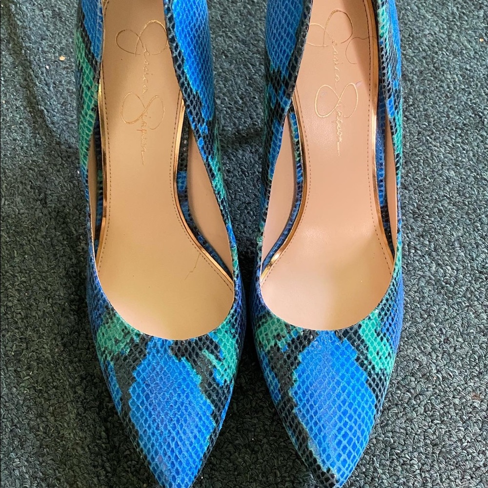 Jessica Simpson Blue & Gree Snake print pumps 11